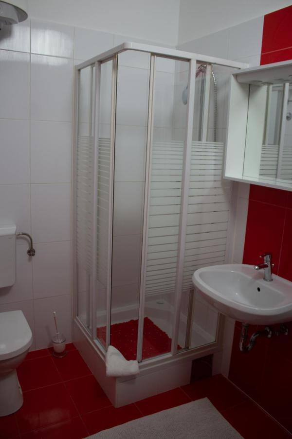 Apartments Villa Jelena Vodice Exterior foto